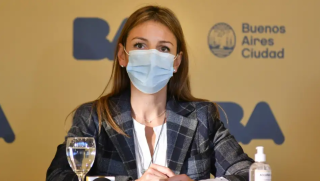 ¿Cuál es el argumento de Soledad Acuña para suspender las clases presenciales y virtuales?