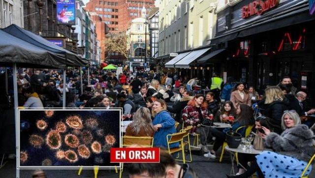 SOHO. Día de abril en que se liberaron restricciones en Londres. Aunque algunas ya volvieron.