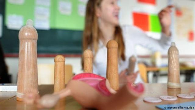 Horror en la oposición argentina: así es la educación sexual obligatoria en Alemania