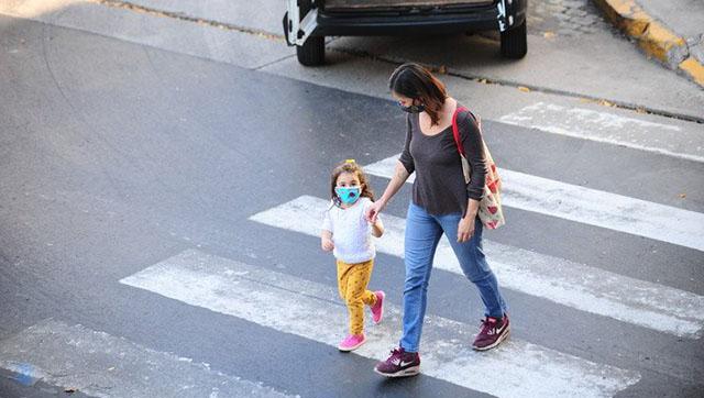 Se registró la cifra más baja de muertos por Covid desde marzo del año pasado