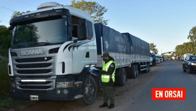 Trasladaban ilegalmente en tres camiones más de 89 toneladas de granos