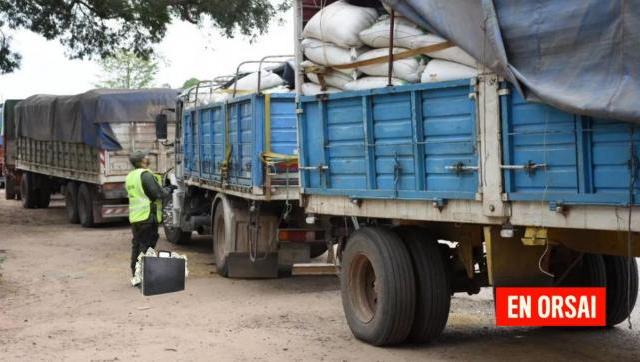 Juzgan a gendarmes que liberaban rutas para el contrabando de granos a cambio de 