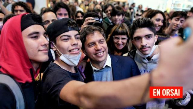 Kicillof defendió el lenguaje inclusivo y llamó a los jóvenes a que 