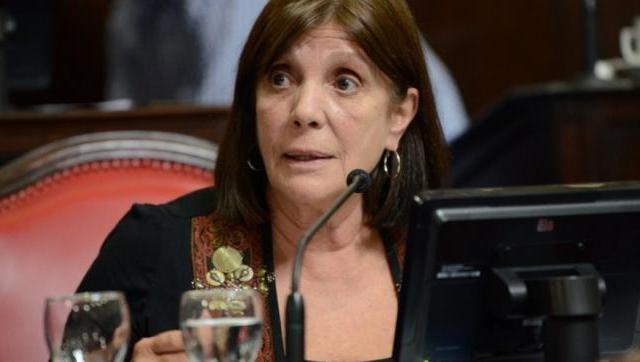 Teresa García se refirió a la renuncia de Guzmán 