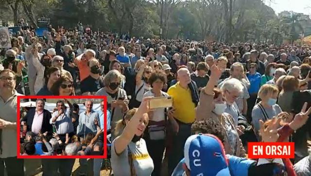 Una multitud se congregó en Parque Centenario por la democratización del Poder Judicial y en apoyo de CFK