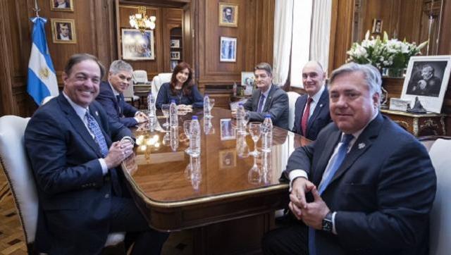 Famosa petrolera estadounidense se reunió con Cristina Kirchner para analizar de futuras inversiones en Argentina