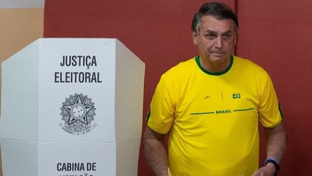 La Justicia electoral brasileña multó al partido de Bolsonaro