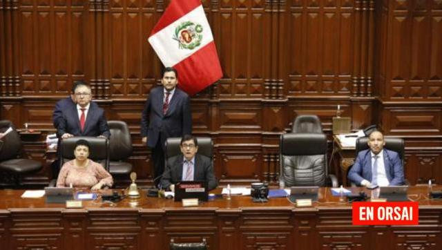 La derecha junto a los militares dan un golpe de estado en Perú
