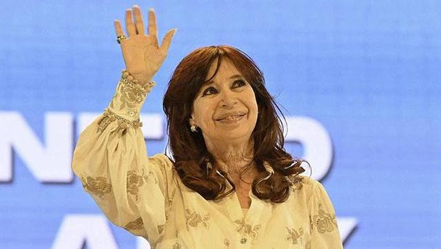 Cristina: “No nos persiguen porque somos populistas, nos persiguen porque igualamos a las sociedades”