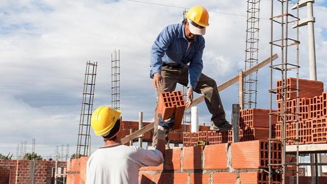 El empleo en la construcción alcanzó récord con 467.201 puestos registrados