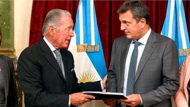 Pese al pataleo, UIA adelantó que pagará el bono dispuesto por el Gobierno