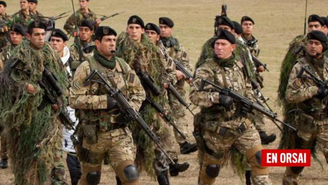 Advierten que se está preparando el terreno para abrir las puertas al poder militar y policial en la vida interna de Argentina Advierten que se está preparando el terreno para abrir las puertas al poder militar y policial en la vida interna de Argentina