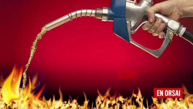 ¿Combustibles un 150% más caros? La inminente amenaza ante la dolarización económica
