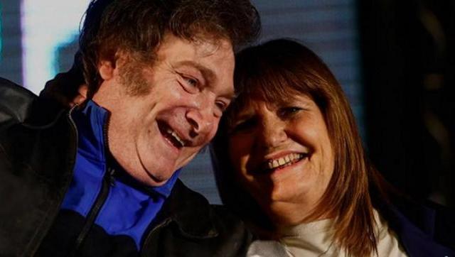 Bullrich le marca la cancha a Milei: reclamo de lugares en el gabinete y aval para destruir medios públicos