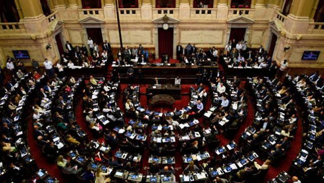 Diputados: UxP le pide al oficialismo que precise cómo se tratará la 'ley ómnibus'