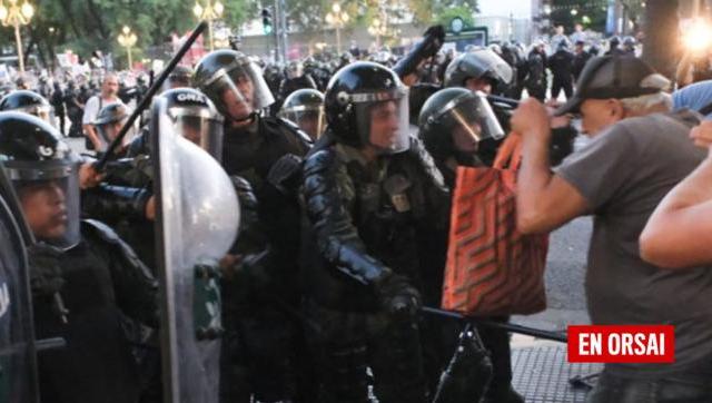 Cambio de Régimen: De la Democracia a la Represión bajo Milei y Bullrich