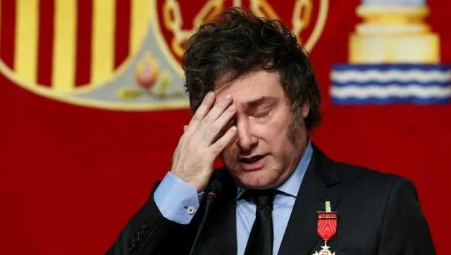 Javier Milei no para de caer: tremenda mayoría que no puede ni ver al presidente