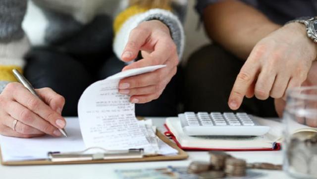 Cómo ahorrar plata en Argentina cuando la inflación no da tregua – Guía práctica 2025