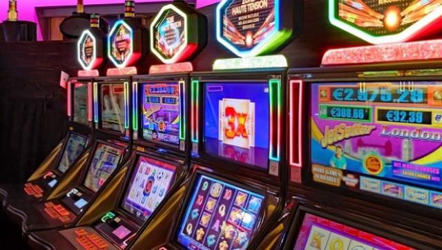 Slots: ¿Cómo funcionan, tipos de juegos y consejos para ganar más?