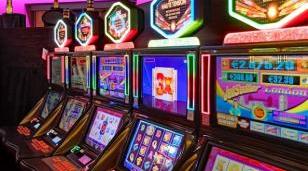 Slots: ¿Cómo funcionan, tipos de juegos y consejos para ganar más?