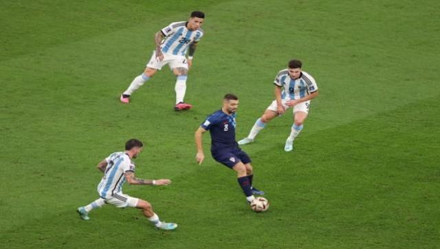 Cómo el fútbol argentino transformó sus estrategias y estilos a lo largo de la historia, marcando tendencias y adaptándose a los tiempos