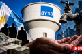 AySA: Milei acelera la privatización del agua pese al fracaso de Aguas Argentinas y a una nueva pulseada judicial