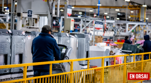 Electrolux cierra su planta de Rosario: la f&aacute;brica se apaga y la importaci&oacute;n prende